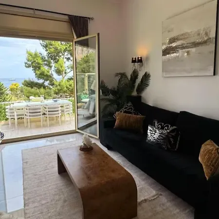 アパート Near Monaco - Sea View - Sleeps 2 - Pets - Parking ボーリュ・シュル・ メール